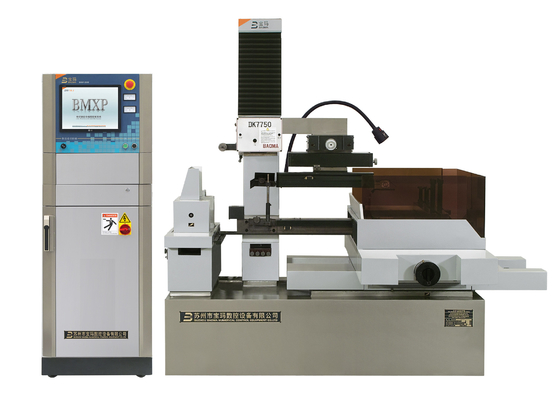 CNC EDM φορμών ελαστικών αυτοκινήτου τέμνουσα μηχανή για το χάλυβα εργαλείων/τον αναμιγμένο χάλυβα