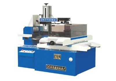 CNC υψηλής ακρίβειας να δέσει με ταινία EDM τέμνουσα μηχανή 2kw Φ0.16mm - Φ0.22mm